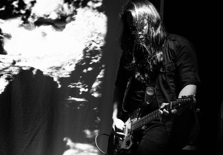 Thisquietarmy