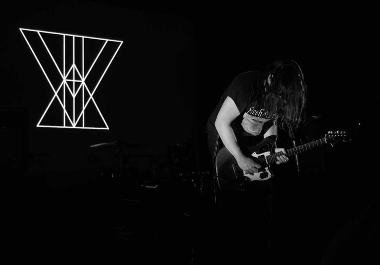 Thisquietarmy